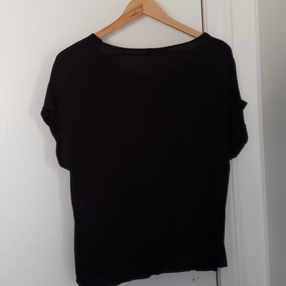 Boxy top with floral embroidery - Picture 6 of 8